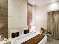 Hotel le Castle Hotels in Rudrapur