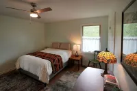 The Sheepfold: Remodeled Ranch Home,  Six Stall Horse Barn on Working Farm! - 3성급