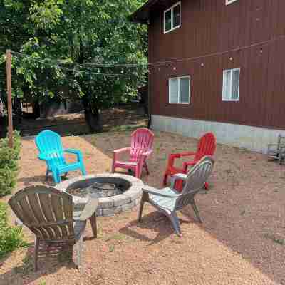 Spacious 5-bedroom house in enchanting Wisconsin Dells with AC, WiFi Hotel Exterior