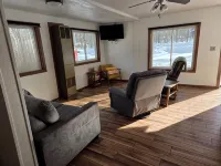 Summit Lake Escape - dog friendly cabin