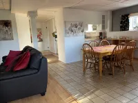 Nice 2-bedroom walk-in lower suite in Salmon Arm. Private parking and yard.