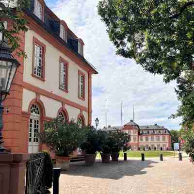 Apartment Wiesbaden at the Biebrich Castle-Park Hotel Exterior