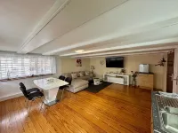2-room apartment in prime city center location with terrace & DreiWelten-Card - Wi-Fi