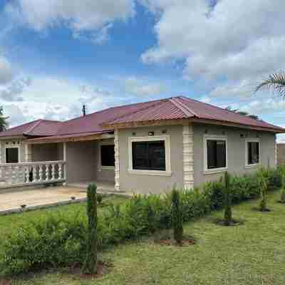 Grace’s Cozy Place Unit A in Makeni, Lusaka Hotel Exterior