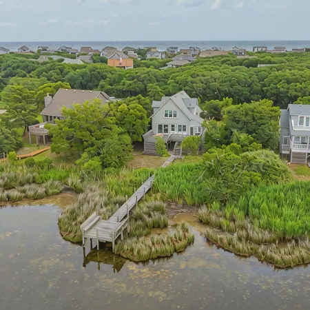 Mucky Duck + Soundfront + Duck NC + Sanderlin Community with Pool