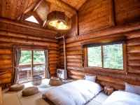 Okukinu-onsenkyou Hatcyo-no-yu Hotels near Mount Shirane