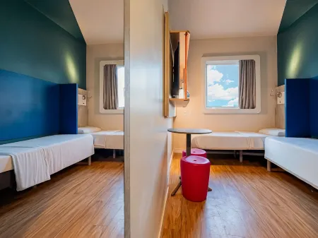 Ibis Budget Santos Gonzaga