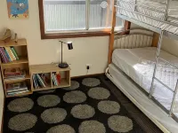 Walpole House is a cosy getaway by the Walpole inlet with a large backyard. ウォルポールのホテル