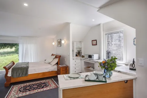 Spacious, quiet, private loft studio 7 minutes walk to Exeter village centre - Bữa sáng