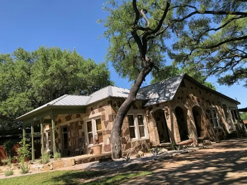 Welcome to Stone Haus