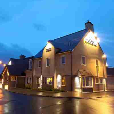 Queen of the Loch, Balloch by Marston's Inns Hotel Exterior