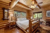 Riverside Luxury Retreat - Hot Tub, Fire Pit, Games & Mesmerizing Views - 4-Star