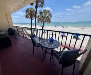 Direct Gulf Front Las Brisas 105, Very Nicely Updated 3 Bedroom/2 Bath - pantai