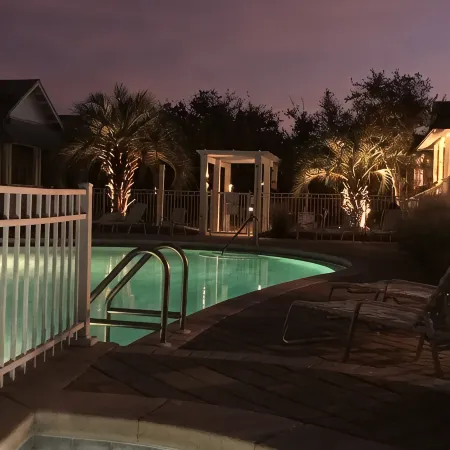 SeaStar - Gulf View from Roof Deck, Private Beach Access, Huge Pool/Hot Tub
