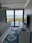Beachfront, Renovated condo.  Great views of the gulf. WiFi and heated pool. - Beach