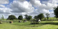 Beautiful 4 bedroom 19th Century Farmhouse - Wifi