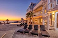 SIX PALMS VILLA # 9