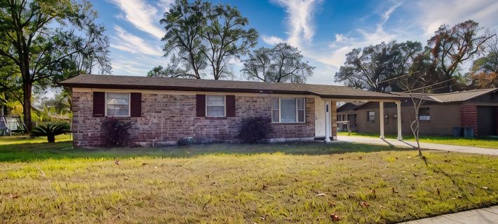 Cozy 3/2 in Orange Park, Pet Friendly. Hotele w: Clay County