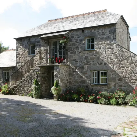 2 Bedroom Accommodation in Two Acres Of Gardens on edge of village of Blisland
