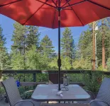 Cozy, secluded cabin, great location and beautiful spa with sweeping views! - WiFi