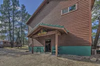 81C Cozy Cabin in Ruidoso Midtown! - ชาเลต์