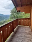 Very pretty, all-inclusive, family chalet (50 m from the slope)