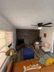 Pet friendly 2/1 home - 1 block to downtown Shiner - Wifi