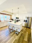 NEW! Hot Tub! Short Walk to Sheridan Beach. Free Parking! - Boutique