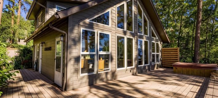 It's Reunion Time! Flathead Lake Waterfront Dream House! Hotels in Lake County