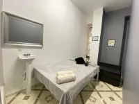 Whost Hotel y Hostal - 2-Star
