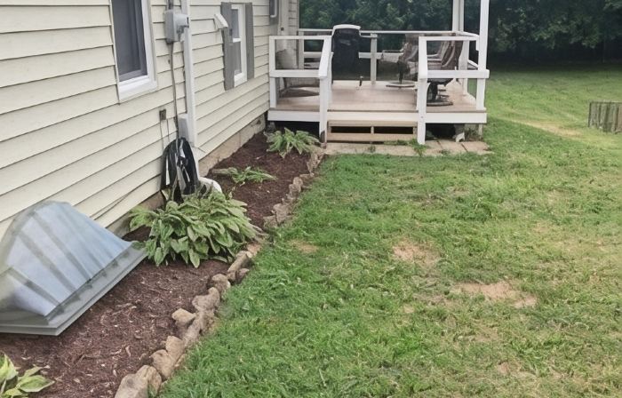 Cozy city cottage, one floor, covered porches, quiet neighborhood