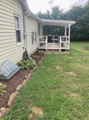 Cozy city cottage, one floor, covered porches, quiet neighborhood - 3-Star