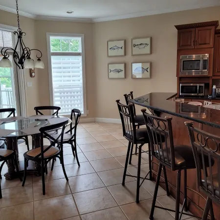 Grand-Escapes on Norris Lake-Available May July3-10, July 17-24, July 31-Aug 14.