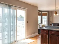2nd floor loft near the lake! Hotels in Manitowoc