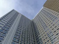 2BR Bauhaus 707 W/Pool & Free Parking