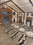 Barndominum, minutes to lake and trails sleeps 14+ Weddings, Events, Retreats - 3 tähden
