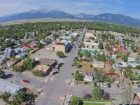 Charming historic loft close to restaurants, shopping and Arkansas river! Ξενοδοχεία στην πόλη Buena Vista