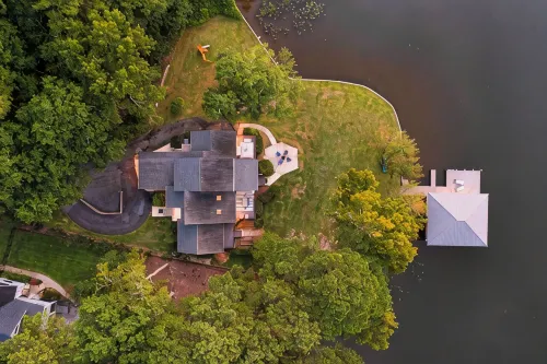 Luxurious large 3bd/2ba Home with Dock with beautiful sunset views