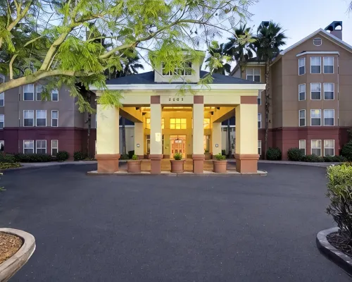 Homewood Suites by Hilton Phoenix - Biltmore Hotels near 5 & Diner - N. 16th St.