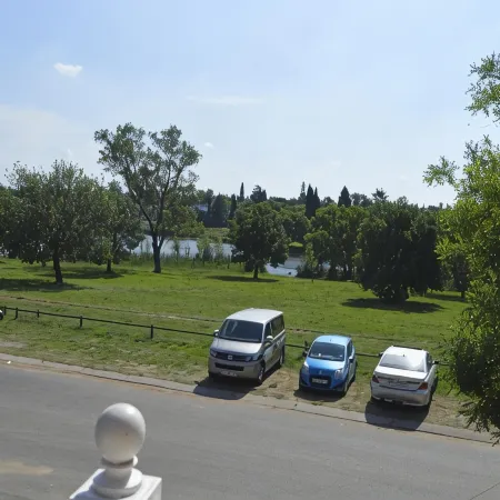 Lakeview Boutique Hotel & Conference Center