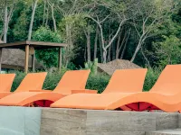Samed Amoris Resort & Pool Villas 拉諾娜角附近的飯店