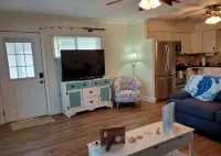 Gulf of Mexico Canal Cottage with Boat Dock and Heated Pool - Private Pools