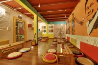 Bedweiser Backpackers Hostel