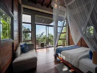 Treehouse Chalets - A Curated Experience of Unique Waterfall Treks and Scenic Hikes - Homestays