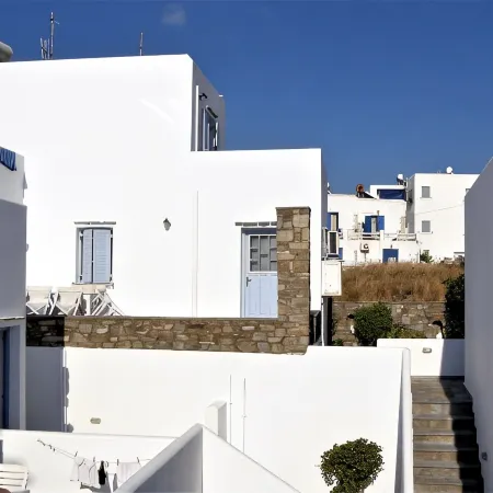 Elena Studios & Apartments