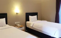 Cinnamon's Hotel