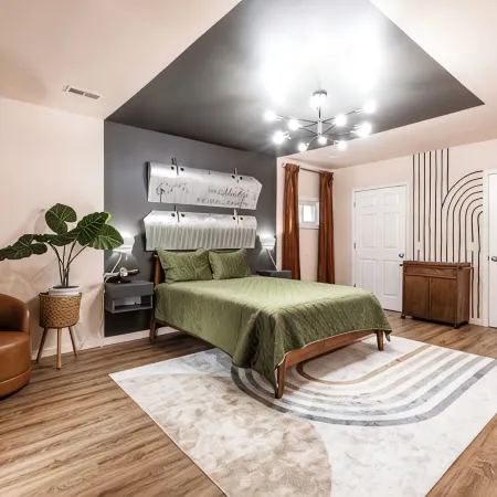 The PanAm Flat - 2bed/2bath next to hospitals & Scott AFB