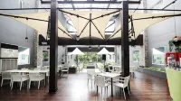 Bonnet Hotel Surabaya - Bữa sáng