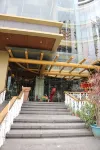 Paragon Hotel and Suites - Kitchens