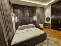 Katus Hyatt Luxury Apartment - Apartments